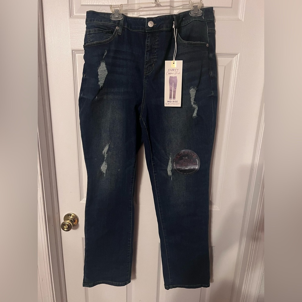 Stylish High-Rise Distressed Denim Jeans